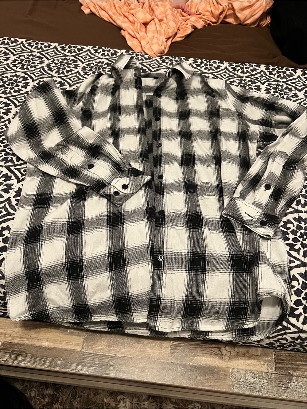 Women’s Black & White Plaid Button-Up Shirt